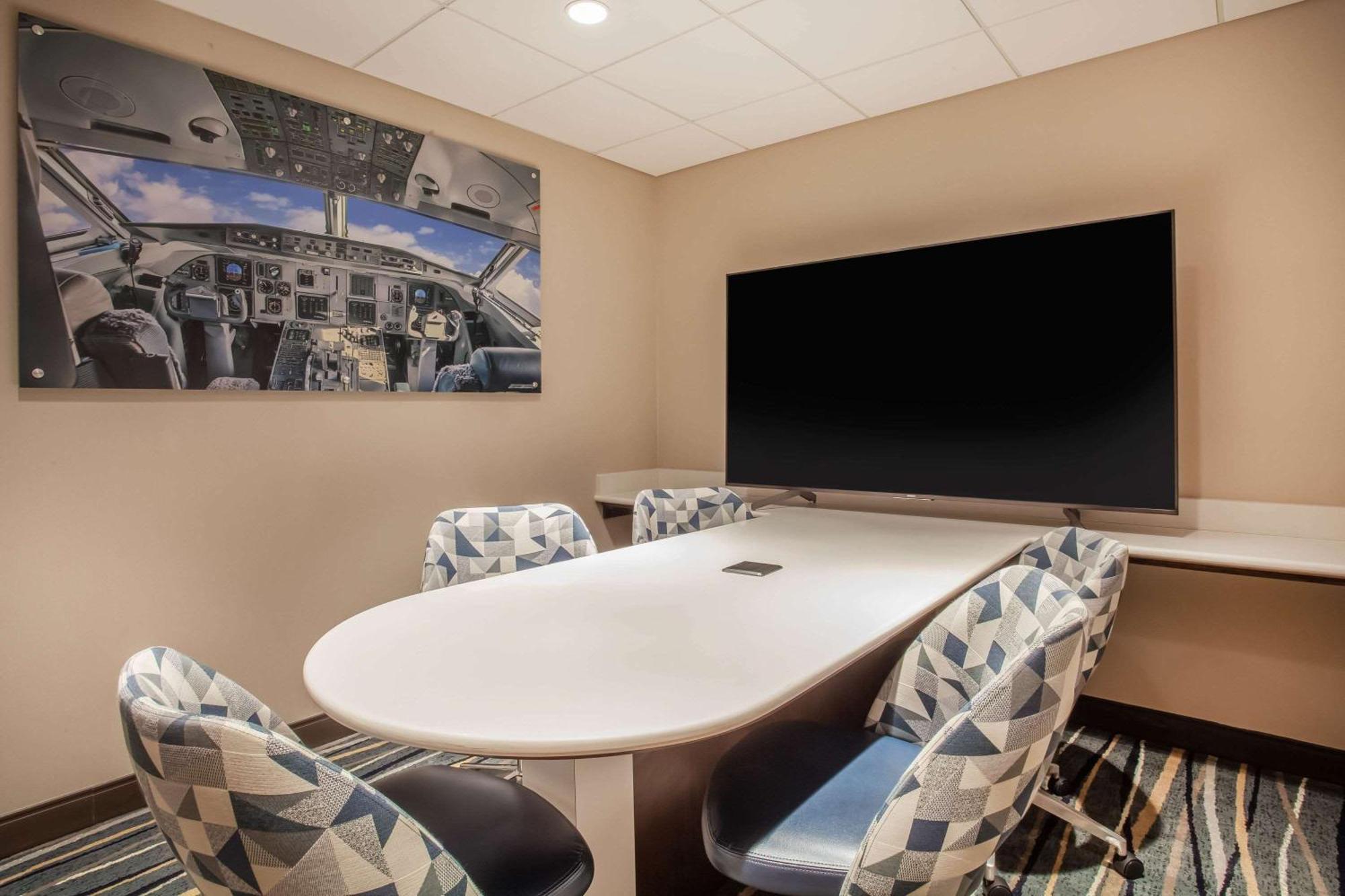 Wingate By Wyndham - Orlando International Airport- Free Hot Breakfast Ξενοδοχείο Εξωτερικό φωτογραφία